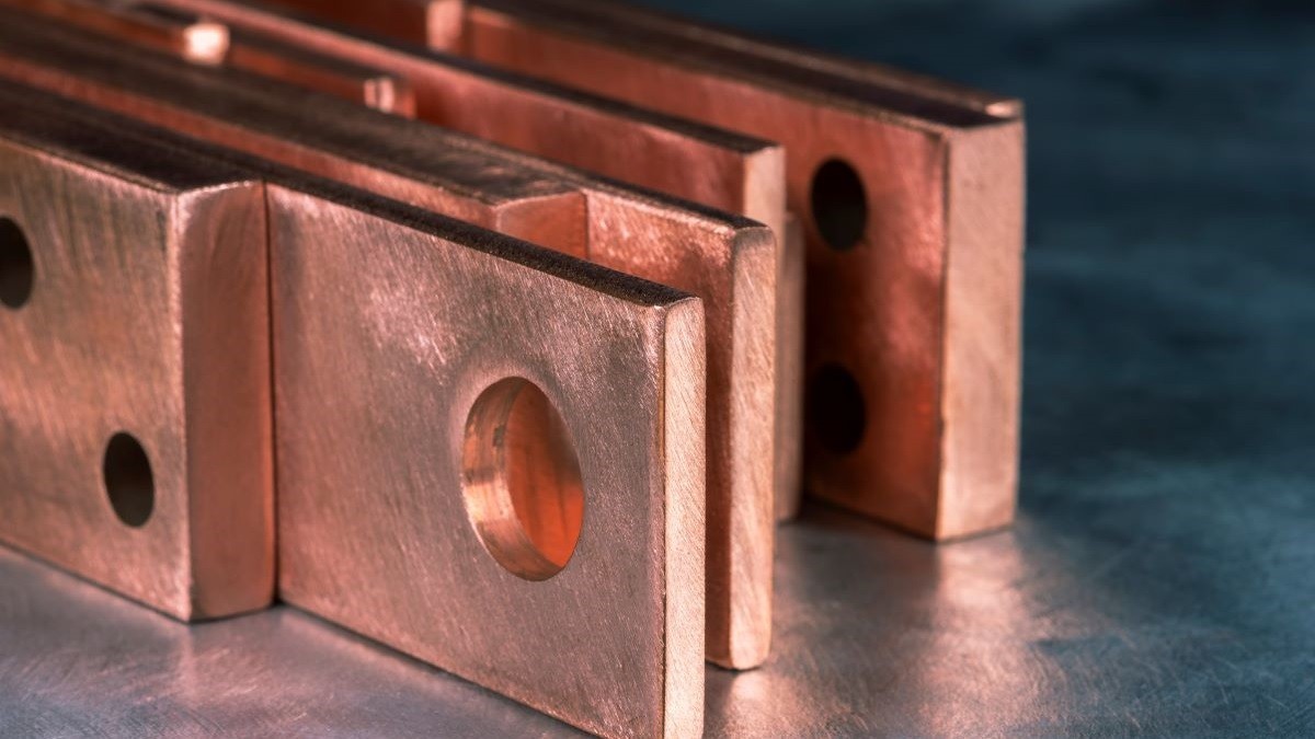 Réz - miért használnak rezet kábelek készítéséhez, és milyen szerepet játszik az elektrotechnikában?