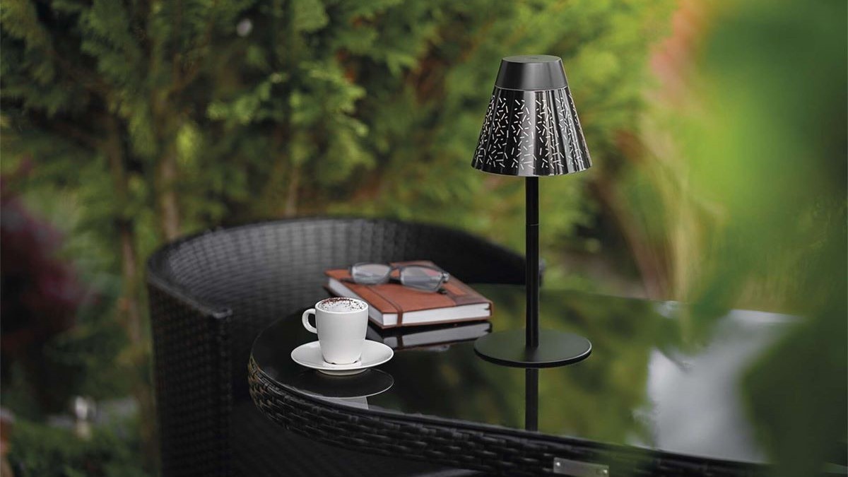 Recenzia: Stolná lampa GRACE LED