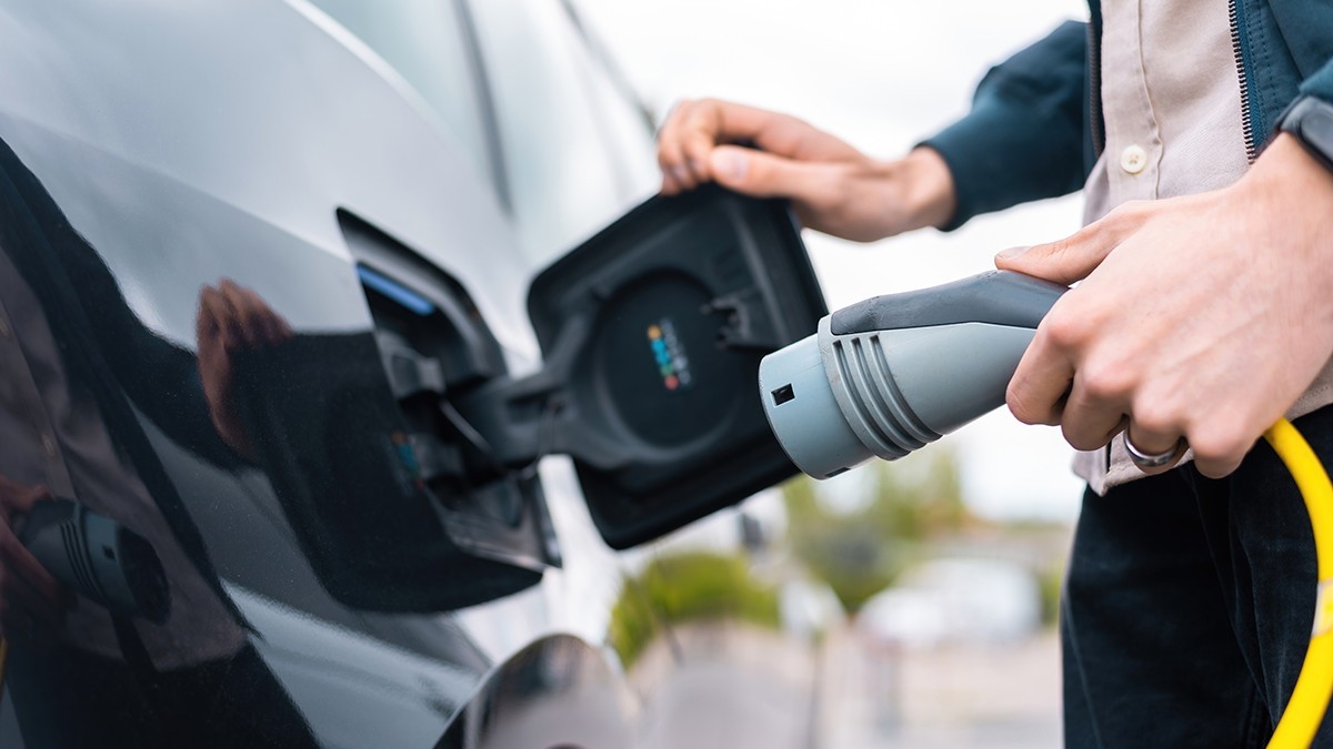 Kaj morate preveriti doma, preden kupite električni avtomobil?