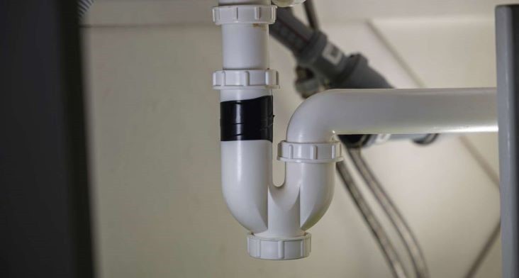 Jak pracować z samowulkanizującą się taśmą SOS?