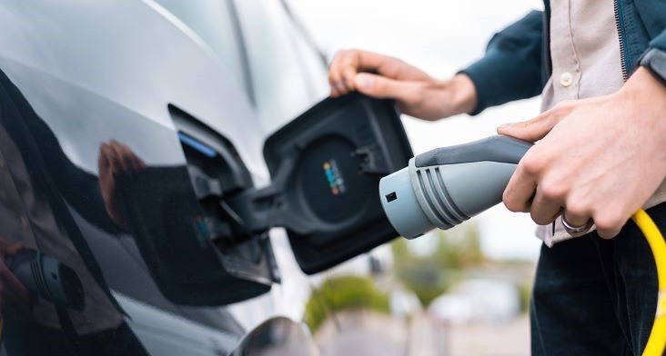 Co si doma pohlídat před koupí elektromobilu?