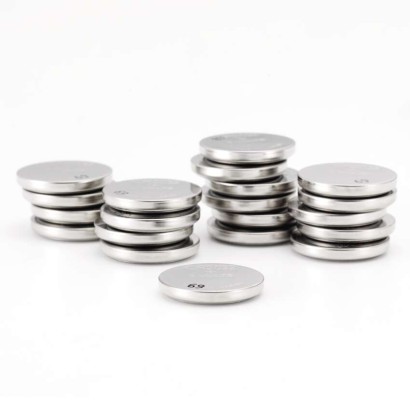 Výhodné balenie CR2032, líthiová gombíková batéria GP, 20 ks