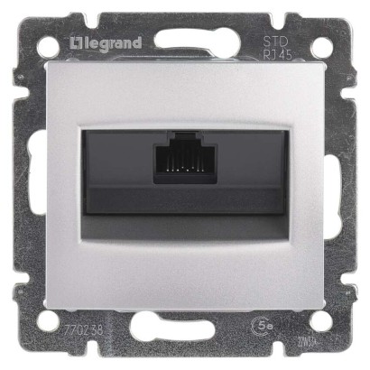 Legrand Valena zásuvka RJ45, strieborná