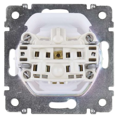 Legrand Valena zásuvka jednonásobná, IP44, bílá