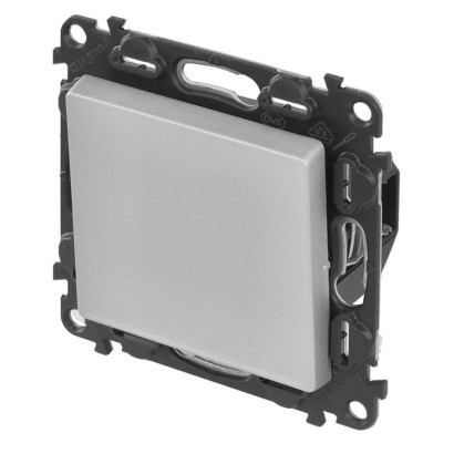 Legrand Valena Life vypínač krížový č. 7, hliník