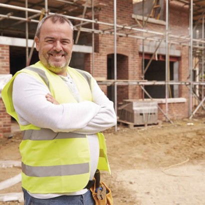 Przedłużacz 5 m / 4 gniazda / z wyłącznikiem / czarno-czerwony / guma-neopren / 1,5 mm2