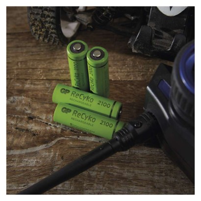 Polnilna baterija GP ReCyko 1000 mAh HR03 (AAA)