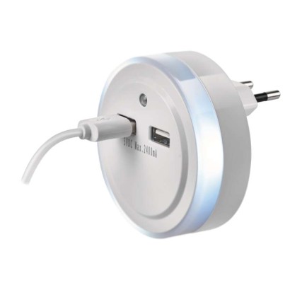 LED nočné svetlo P3313 do zásuvky s 2× USB