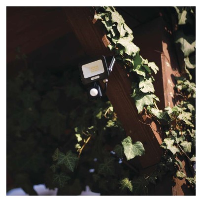 LED reflektor GLARO s pohybovým čidlom, 10 W, čierny, IP54, 1000 lm, neutrálna biela