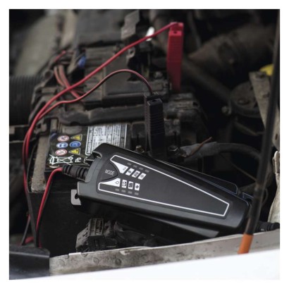 Nabíjačka autobatérií 6/12V 4A