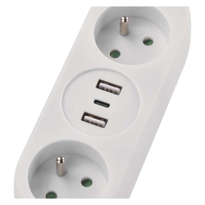 Prodlužovací kabel 1,4 m / 2 zásuvky+2×USB-A+1×USB-C / bílý / PVC / 1,5 mm2