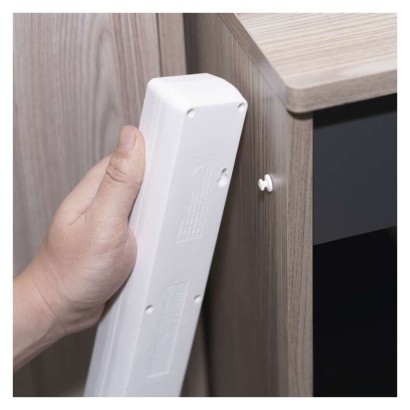 Hosszabbító 3 m / 5 aljzat / kapcsolós / fehér / 1× USB-A + 1× USB-C  / 1,5 mm2