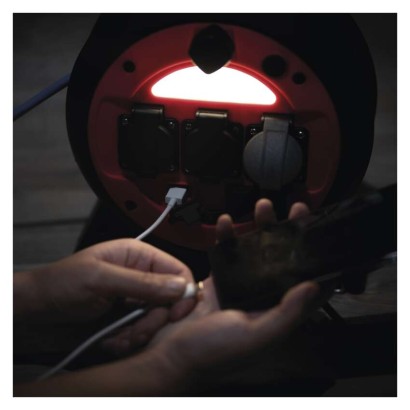 Fagyásálló kábeldob 20 m / 3 aljzat / kék / PVC / 230 V / 1,5 mm2