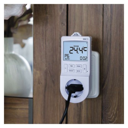 2 az 1-ben konnektoros, digitális termosztát időzítő funkcióval, schuko