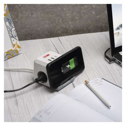 Ilgintuvas – Cube 2 m / 2 lizdai / baltas / 2×USB-A+1×USB-C+Qi  / 1,5 mm2 