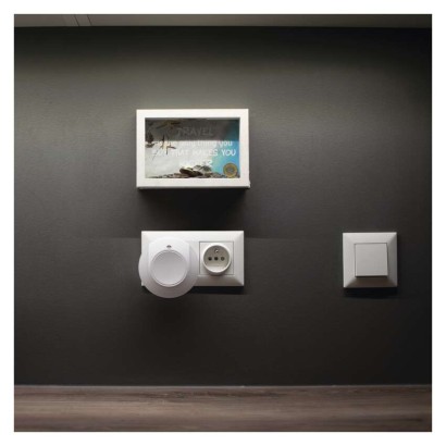 LED noční světlo P3317 s fotosenzorem do zásuvky