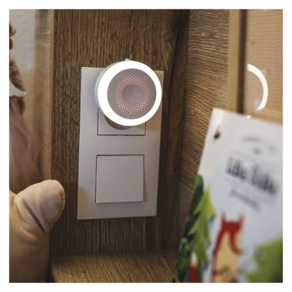 Lampka nocna LED do gniazdka 230 V