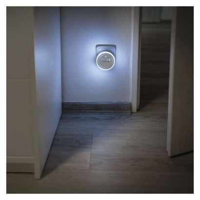 EMOS LED éjjeli fény + 2x USB