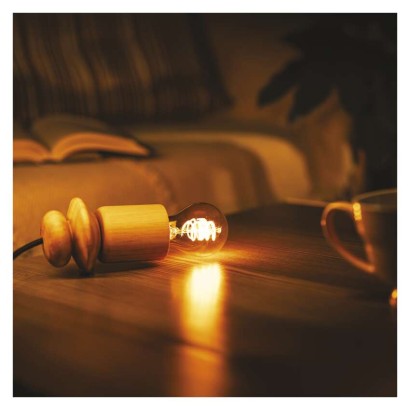 LED žárovka DECO SMOKED A60 / E27 / 4,5 W (19 W) / 180 lm / flame