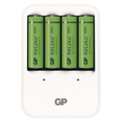 GP elemtöltő pb420 + 4AA NiMH2500