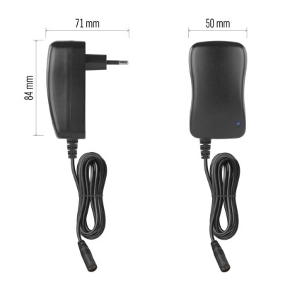 Universalus USB maitinimo adapteris 1500 mA su antgaliais
