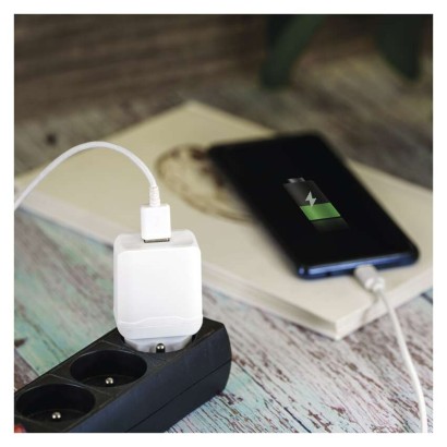 USB Netzadapter QUICK 3A (18W