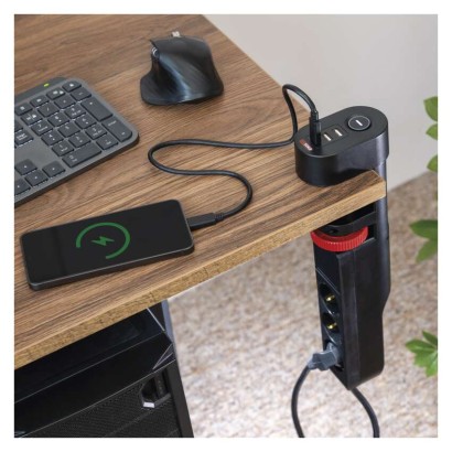 Verlängerungskabel 1,5m/3 Steckdosen/Schalter/Schreibtischmontage/USB/schwarz/PVC/1,5mm2 