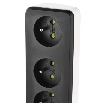 GoSmart Przedłużacz 2 m / 4 gniazda / z wyłącznikiem / z USB / biało-czarny / PVC / 1,5mm2