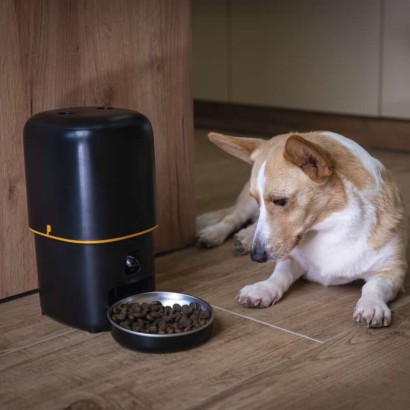 GoSmart dozirnik hrane za hišne živali Pet Care s kamero, 4 l, črn, Wi-Fi