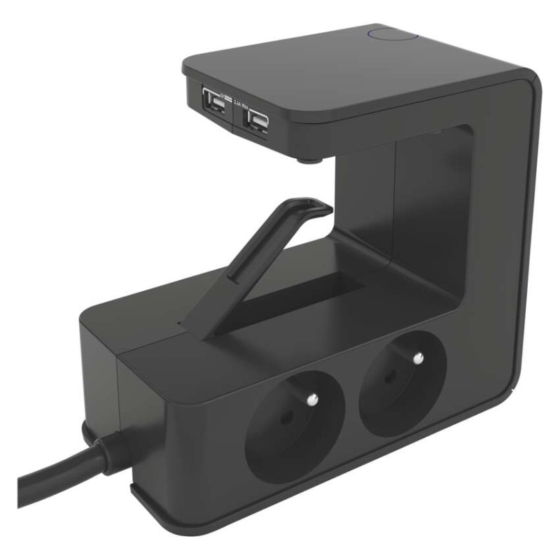 Legrand prodlužovací kabel 1,5 m / 4 zásuvky / s USB / černá / PVC / 1,5 mm2