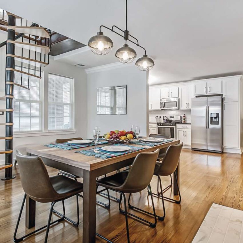 LED izzó Filament A60 / E27 / 11 W (100 W) / 1 521 lm / természetes fehér