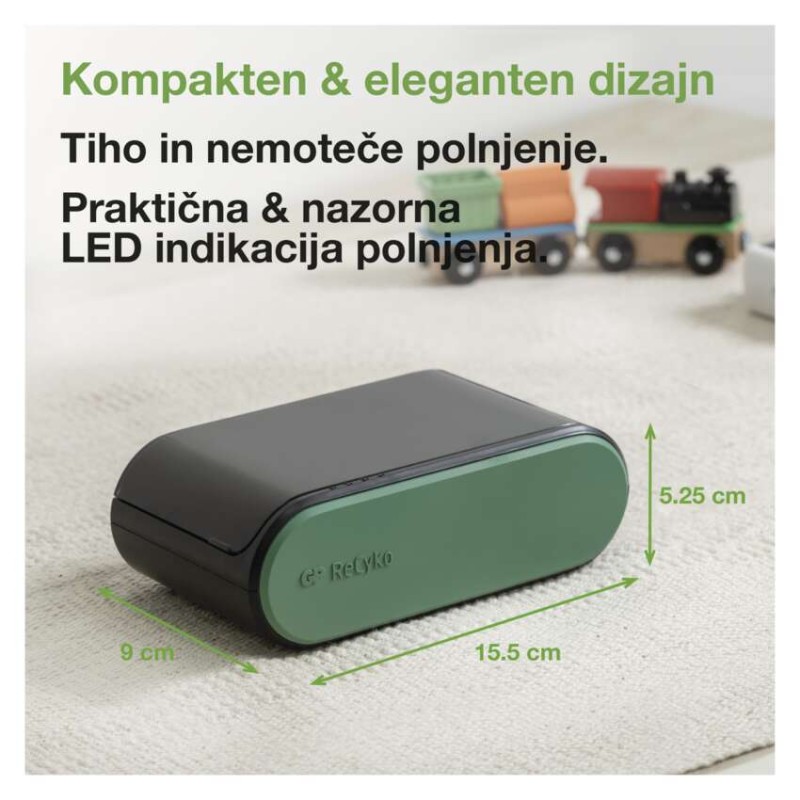 Univerzalni polnilec baterij GP B631