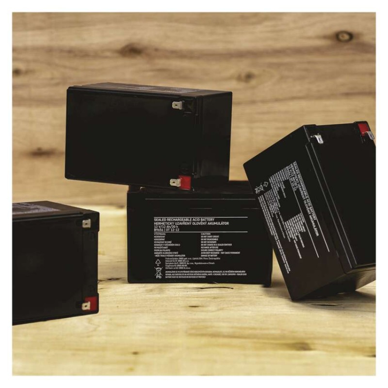 EMOS Ólom-savas akkumulátor (P2301, P2304, P2305, P2308)