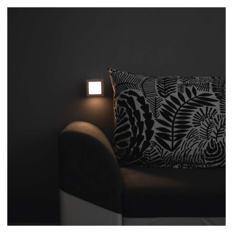 EMOS LED éjjeli fény fotoszenzorral