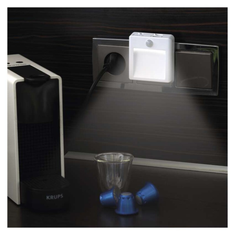 EMOS LED éjjeli fény mozgásérzékelővel LED