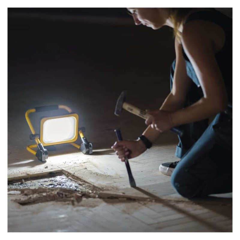 EMOS Profi LED reflektor ACCO 30W 3000lm IP54 hideg fehér