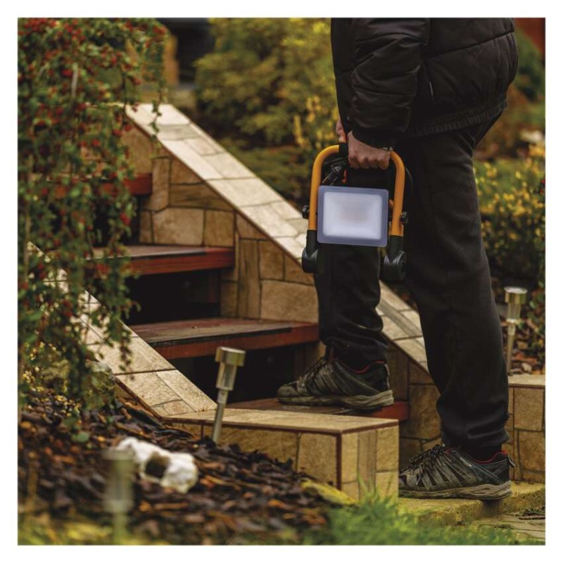 LED reflektor ILIO přenosný, 31 W, černý/žlutý, neutrální bílá