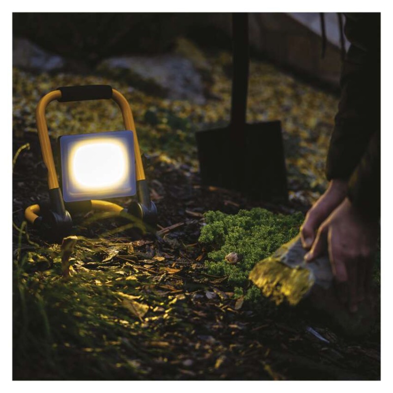 LED reflektor ILIO přenosný, 31 W, černý/žlutý, neutrální bílá