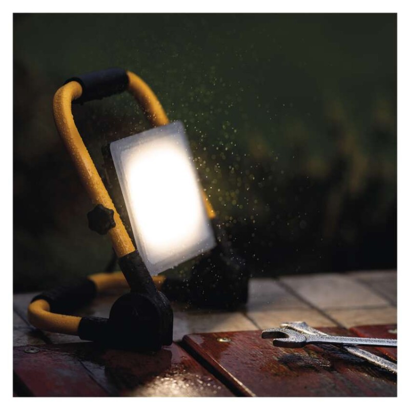 LED reflektor ILIO přenosný, 51 W, černý/žlutý, neutrální bílá