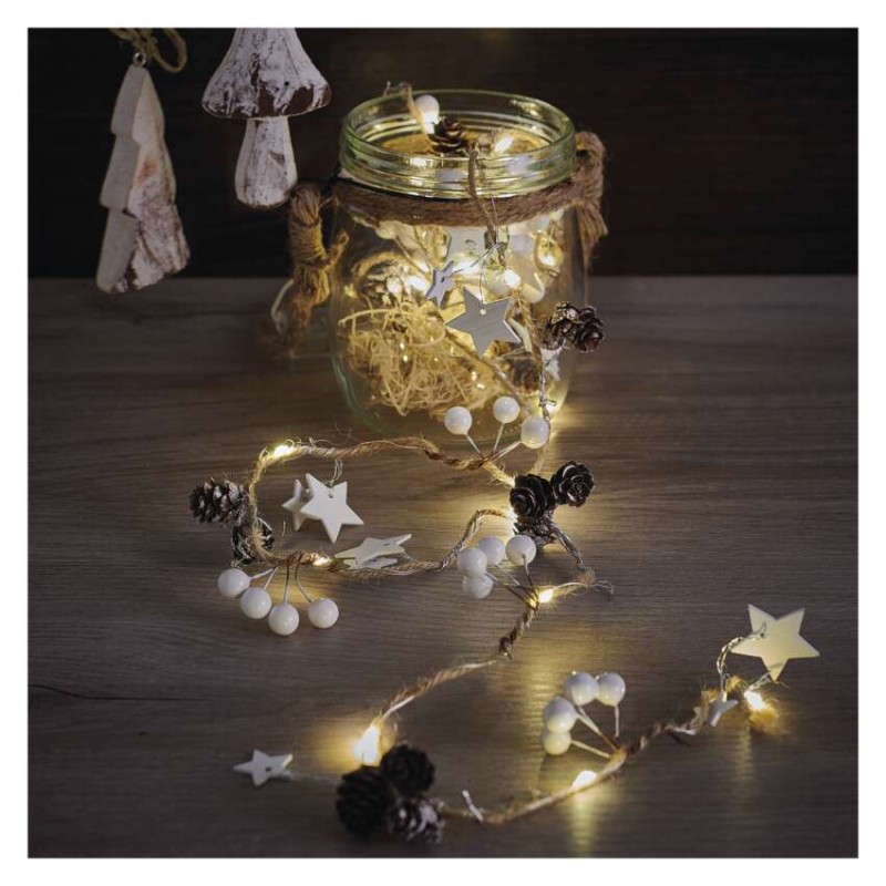 LED Ziemassvētku vītne – priežu čiekuri, 1,7 m, 2x AA, lietošanai iekštelpās, silti balta