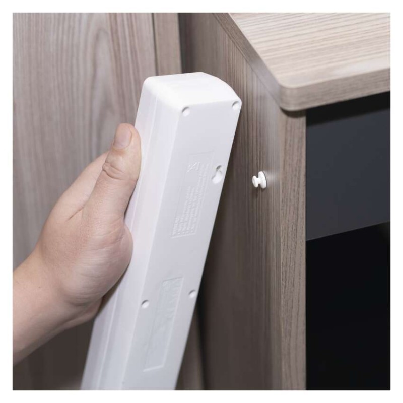 Hosszabbító 2 m / 3 aljzat / kapcsolós / fehér / 1× USB-A + 1× USB-C  / 1,5 mm2