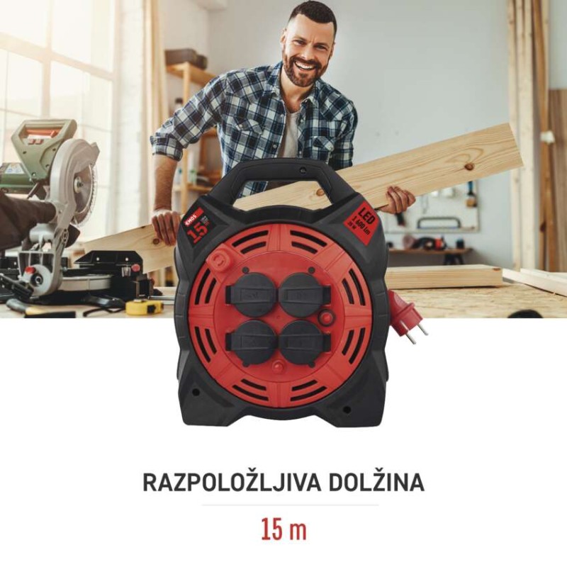 Zunanji kolutni podaljšek 15 m / 4 vtičnice / guma-neopren / 230V / 1,5 mm2 z reflektorjem