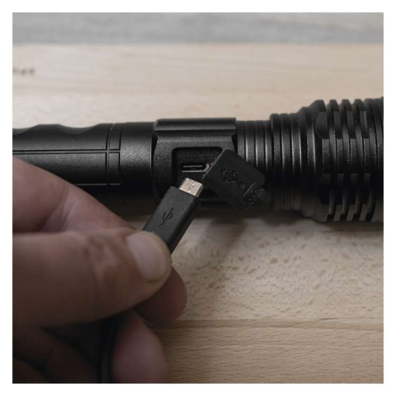 LED nabíjecí kovová svítilna P3116, 600 lm