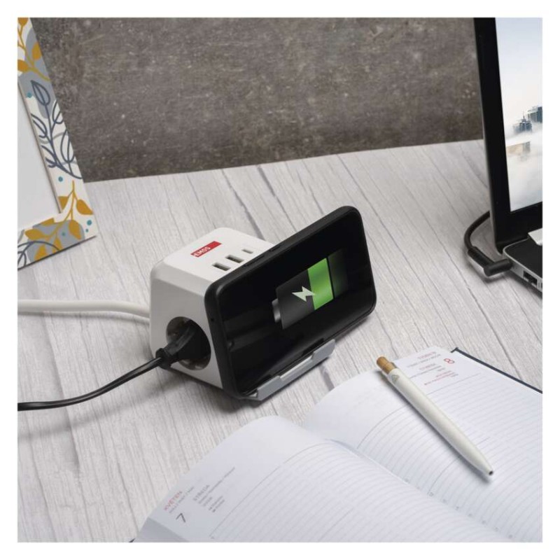 Ilgintuvas – Cube 2 m / 2 lizdai / baltas / 2×USB-A+1×USB-C+Qi  / 1,5 mm2 