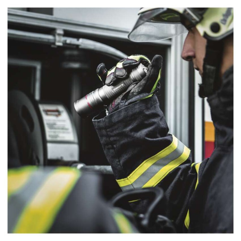 CREE LED nabíjecí kov. svítilna Ultibright 90, 1200lm