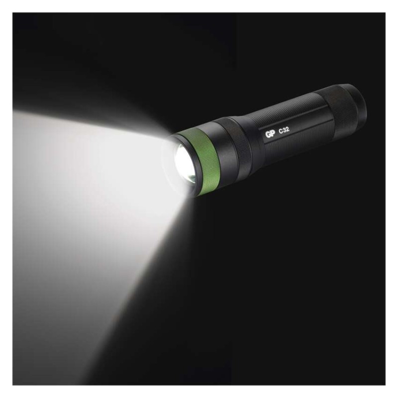 GP LED Zseblámpa C32 + 3× LR03