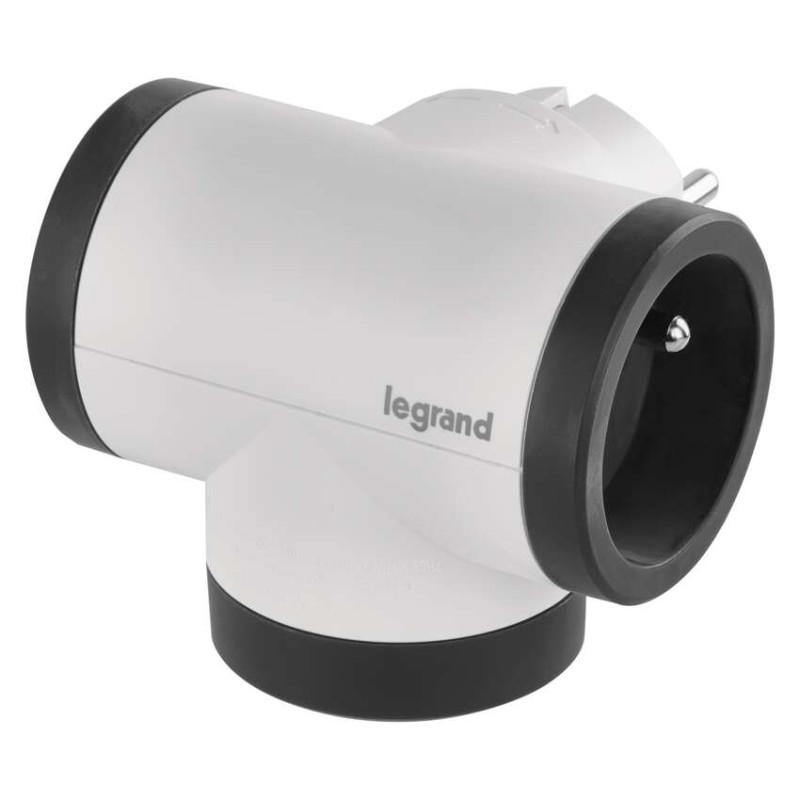 LEGRAND Revolution Rozbočovacia zásuvka 2×, 1× USB-A + 1×USB-C