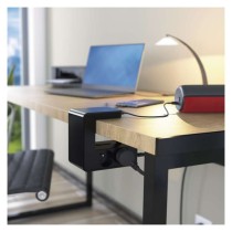 Legrand prodlužovací kabel 1,5 m / 4 zásuvky / s USB / černá / PVC / 1,5 mm2