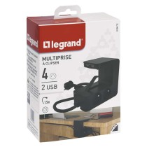 Legrand prodlužovací kabel 1,5 m / 4 zásuvky / s USB / černá / PVC / 1,5 mm2