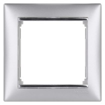 Legrand Valena rámeček stříbrný s pruhem
